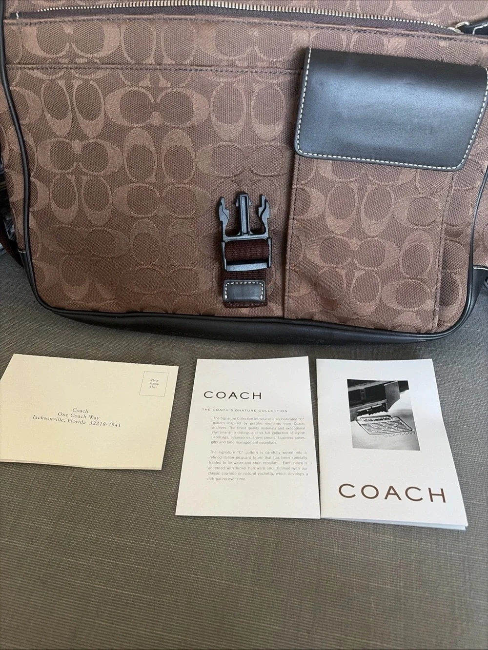 Coach Leather Signature Messenger Bag Shoulder Bag - Excellent